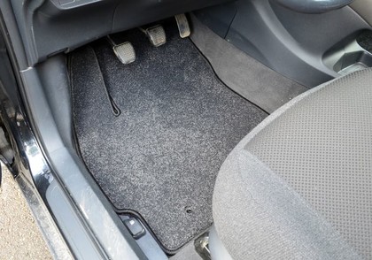 Коврики на Toyota Auris I 2006 - 2012 в Москве