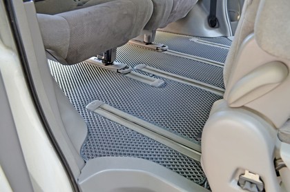 Коврики на Toyota Alphard (H10) 2002 - 2008 в Москве