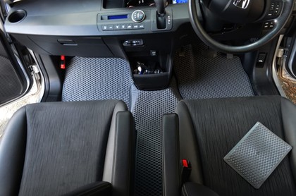 Коврики на Honda Freed Spike 2010 - 2016 в Москве