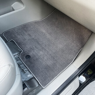 Ворсовые коврики на KIA Carnival III 9 мест и 11 мест 2014 - 2021 в Москве Ворсовые коврики на KIA Carnival III 9 мест и 11 мест 2014 - 2021 в Москве