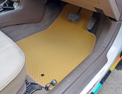 Коврики на Toyota Cynos (L50) 1995 - 1999 в Москве
