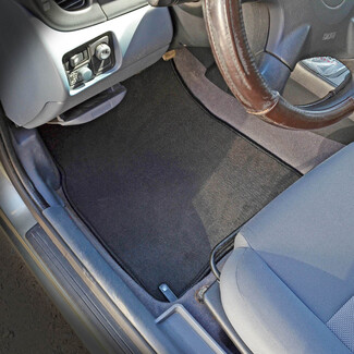 Ворсовые коврики на Nissan Almera 2 (N16) 2000 - 2006 в Москве Ворсовые коврики на Nissan Almera 2 (N16) 2000 - 2006 в Москве