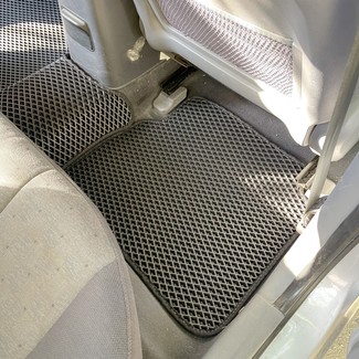 Ворсовые коврики на Hyundai Elantra 3 (XD) 2000 - 2010 в Москве
