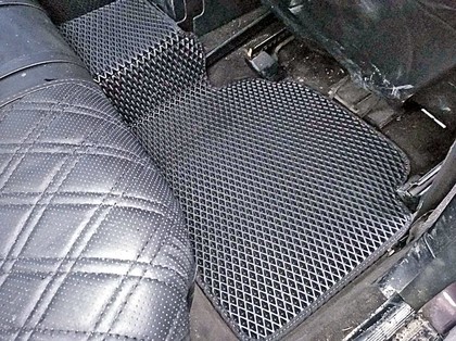 Коврики на Mercedes 190 (W201) 1982 - 1993 в Москве