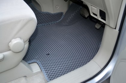 Ворсовые коврики на Toyota Estima III 2006 - 2019 в Москве