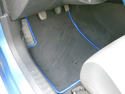 Коврики на Dodge Caliber 2006 - 2013 в Москве