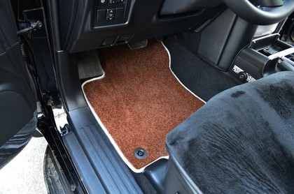 Ворсовые коврики на Toyota Land Cruiser Prado 150 2009 - 2023 в Москве