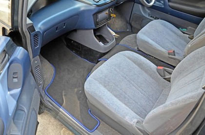 Коврики на Toyota Estima Emina (Lucida) 1990 - 2000 в Москве