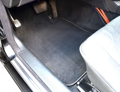 Ворсовые коврики на Mercedes E (W210) 1995 - 2002 в Москве