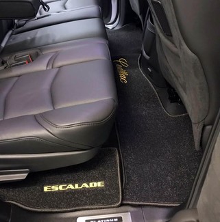 Коврики на Cadillac Escalade IV 2015 - 2021 в Москве