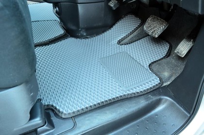 Ворсовые коврики на Nissan Serena (C26) 2010 - 2016 в Москве