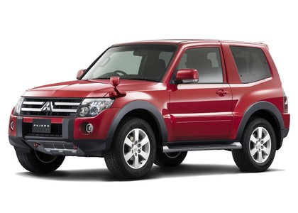 Коврики на Mitsubishi Pajero IV 2006 - 2021 в Москве