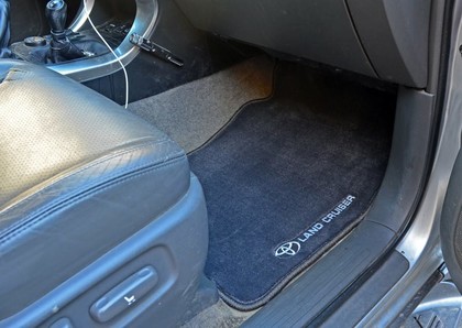 Коврики на Toyota Land Cruiser Prado 120 2002 - 2009 в Москве