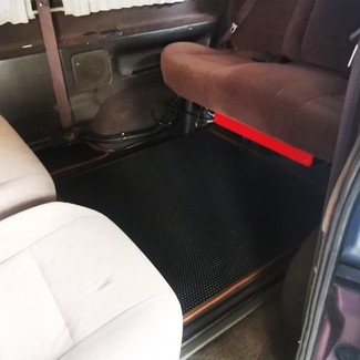 Ворсовые коврики на Toyota Hiace (H100) 1989 - 2005 в Москве