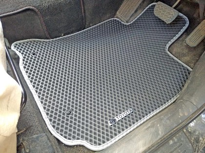EVA коврики на Toyota Wish I 2003 - 2009 в Москве