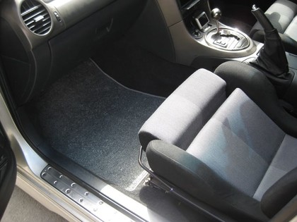 Ворсовые коврики на Toyota Altezza 1998 - 2005 в Москве