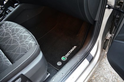 Ворсовые коврики на Skoda Octavia A7 2013 - 2020 в Москве