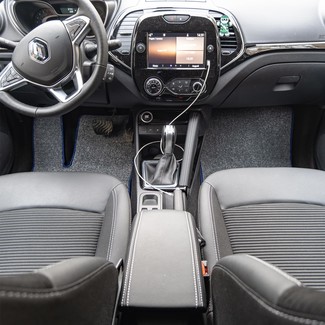 Ворсовые коврики на Renault Kaptur 2016 - 2022 в Москве
