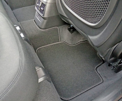 Коврики на BMW X1 (F48/F49) 2015 - 2022 в Москве