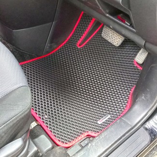Коврики на Mazda Premacy II 2005 - 2010 в Москве