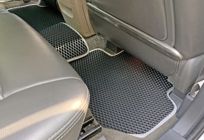 Коврики на Subaru Tribeca 2005 - 2014 в Москве