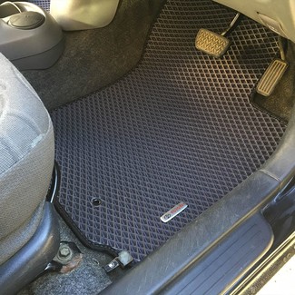Ворсовые коврики на Toyota Vitz I 1998 - 2005 в Москве