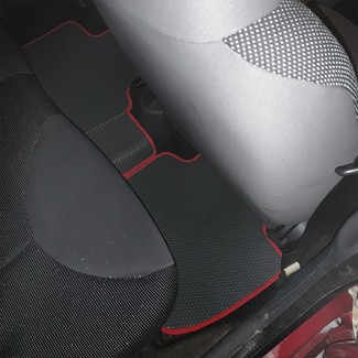 Коврики на Toyota Aygo 2005 - 2014 в Москве