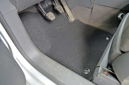 Ворсовые коврики на Volkswagen Touran 2003 - 2015 в Москве