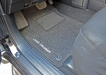 Ворсовые коврики на Toyota Land Cruiser Prado 150 2009 - 2023 в Москве