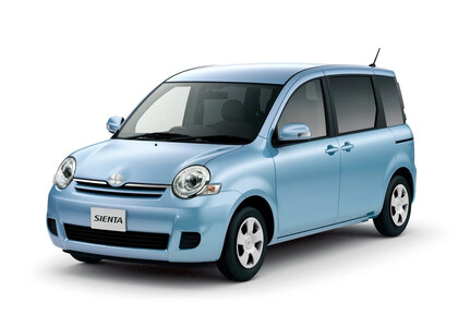 Ворсовые коврики на Toyota Sienta I 2003 - 2015 в Москве