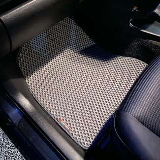 Ворсовые коврики на Toyota Wish II 2009 - 2017 в Москве