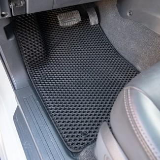 Коврики на Mitsubishi Montero Sport III 2015 - 2025 в Москве